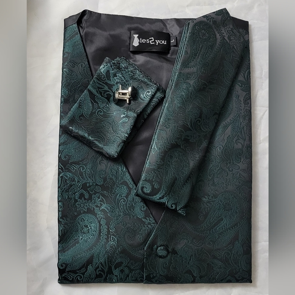 Forest Green Paisley 4-Piece Formal Set – Vest, Tie, Pocket Square & Cufflinks